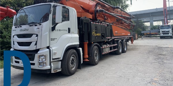 因混凝土輸送缸嚴重磨損而引起的泵車漏漿