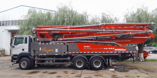 混凝土泵車的澆筑、運(yùn)輸是如何進(jìn)行的？