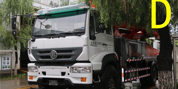 混凝土泵車(chē)的操縱系統(tǒng)主要是用來(lái)控制主液壓泵流量