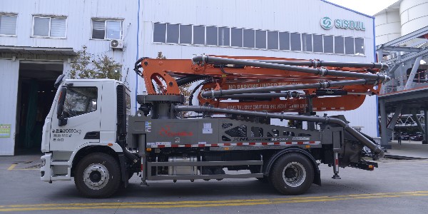 客戶在考慮泵車底盤時(shí)，有4點(diǎn)因素會受到影響