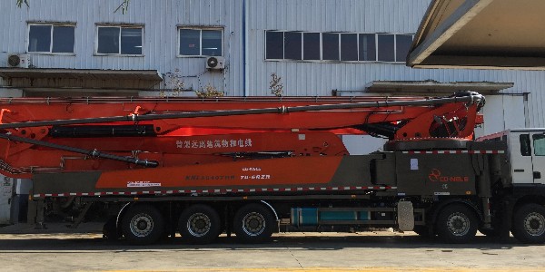 混凝土泵車的發(fā)動機(jī)還有哪些作用
