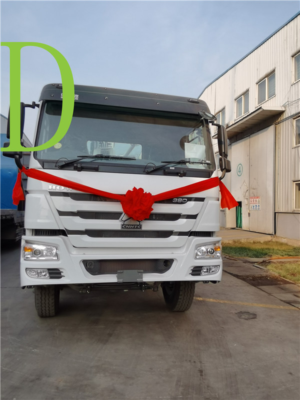 青島混凝土泵車價(jià)格 (28)