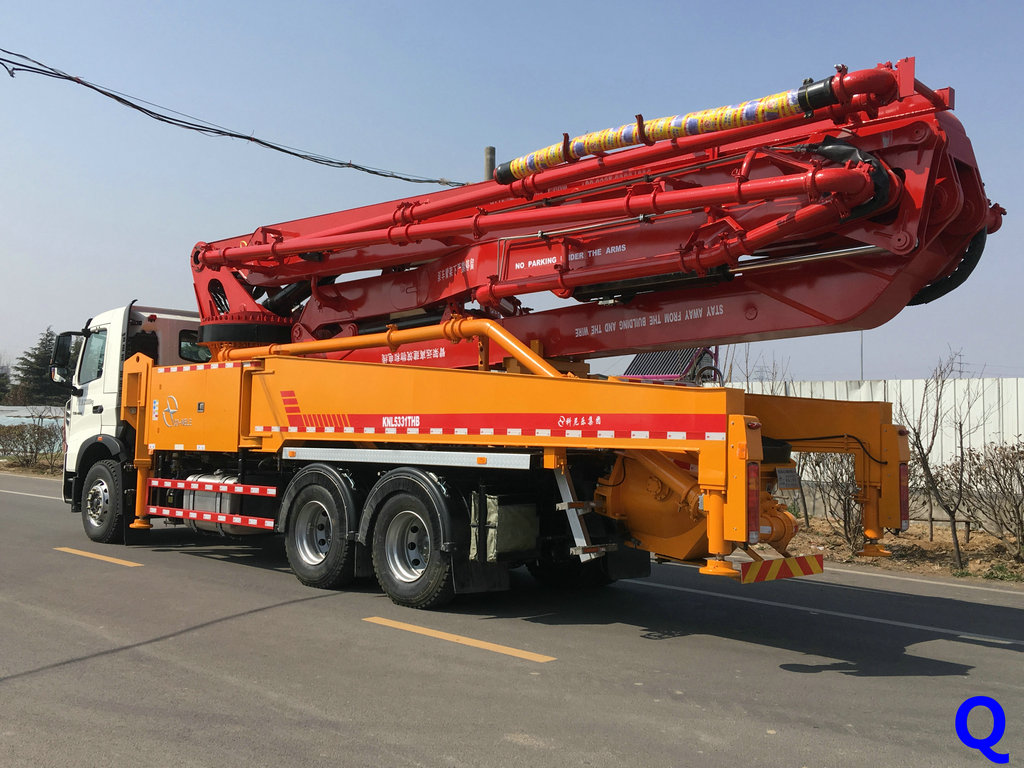 小型混凝土泵車，天泵，小型泵車