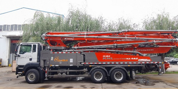 混凝土泵車的產(chǎn)品性能應(yīng)從哪幾個點(diǎn)選型