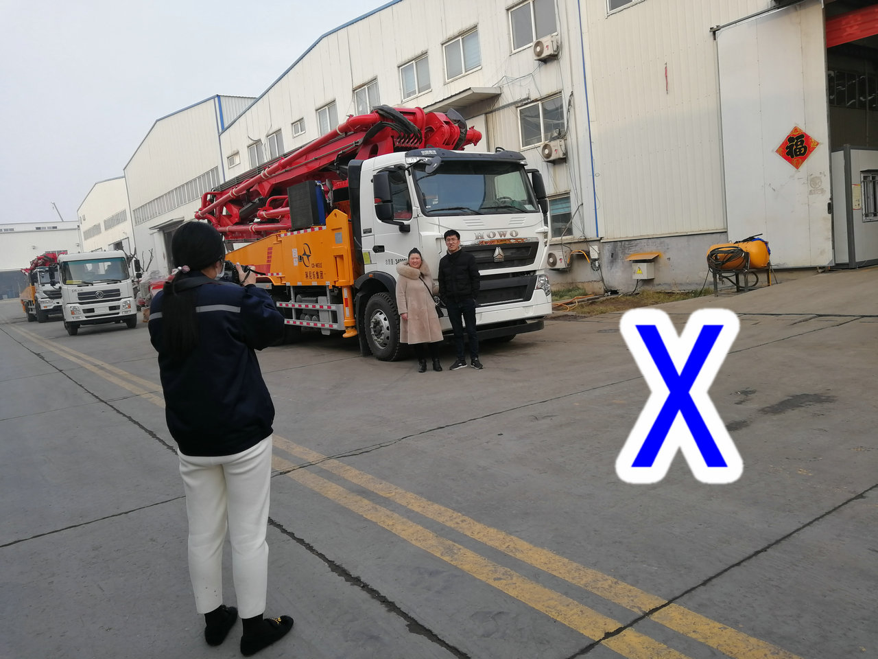 青島小型混凝土泵車價格 (53)