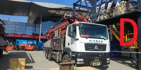 泵車安全無小事，大家作業(yè)一定要注意安全